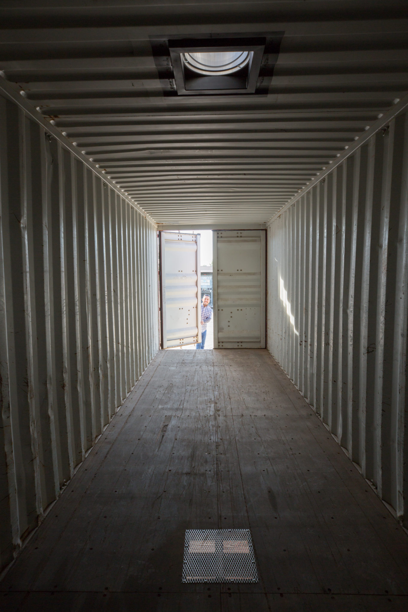 Climate controlled shipping container